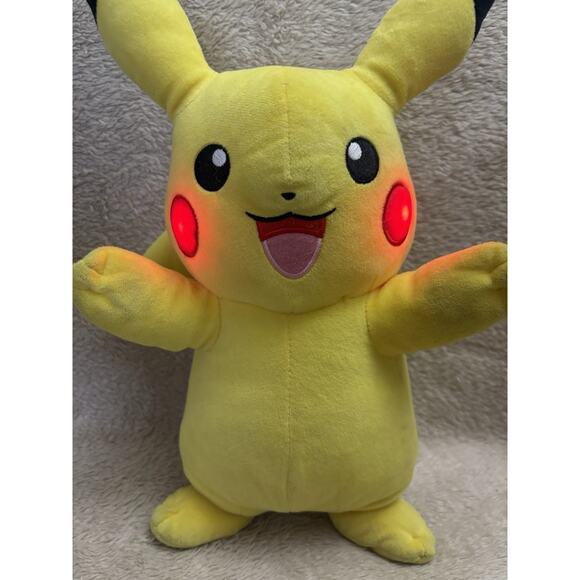 Jazwares Pokemon Pikachu 10.25 in Action Figure Whit Light Sounds & Motions - Picture 8 of 12